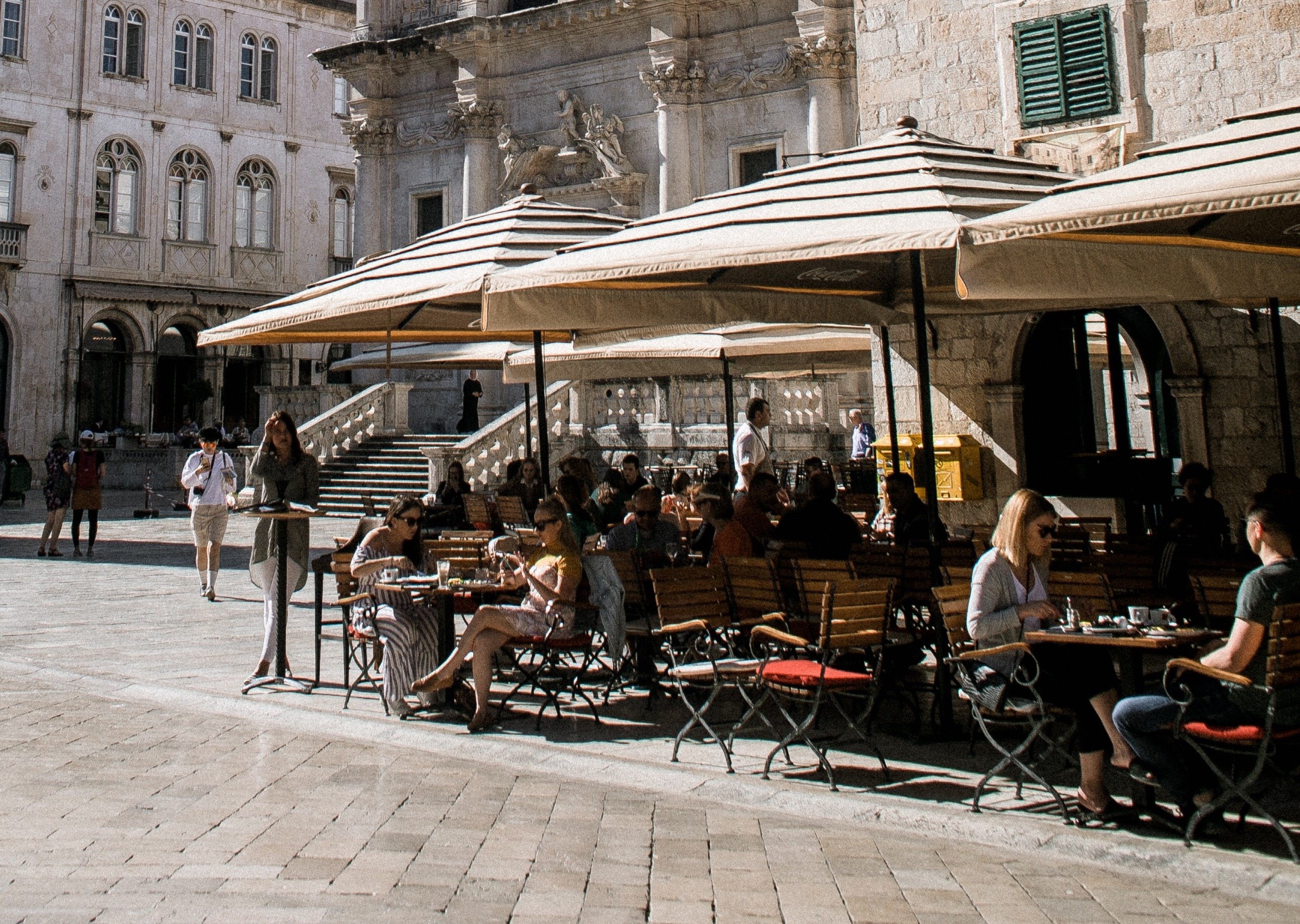 restaurant front image